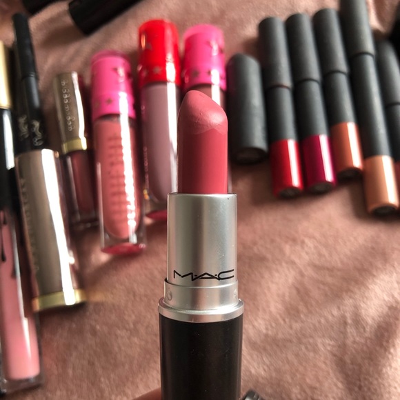 36 LIPSTICKS/LIQUID MOSTLY MATTE INCLUDING YSL, KYLIE, UD, TARTE - Worth +$700 - Picture 6 of 13